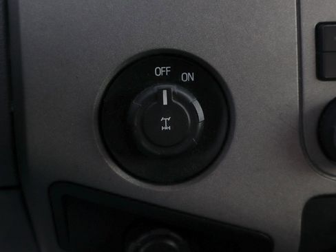 Used 2012 Ford F250 XLT w/ XLT Premium Pkg image 31