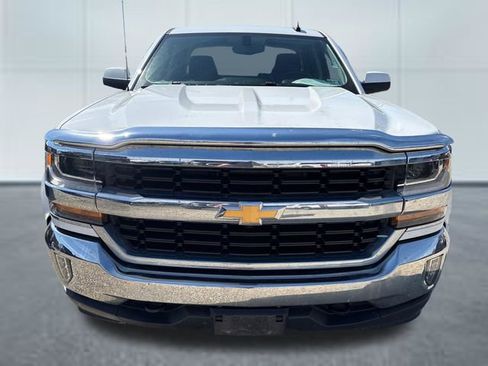Used 2018 Chevrolet Silverado 1500 LT w/ All Star Edition image 6