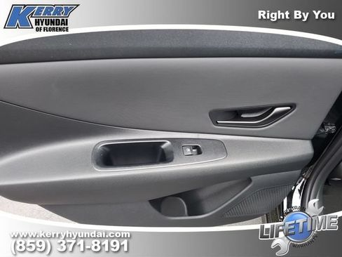 New 2026 Hyundai Elantra Sport FWD image 15