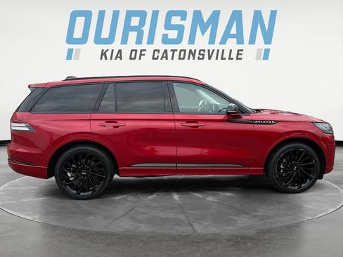 Used 2025 Lincoln Aviator Reserve w/ Equipment Group 201A image 7