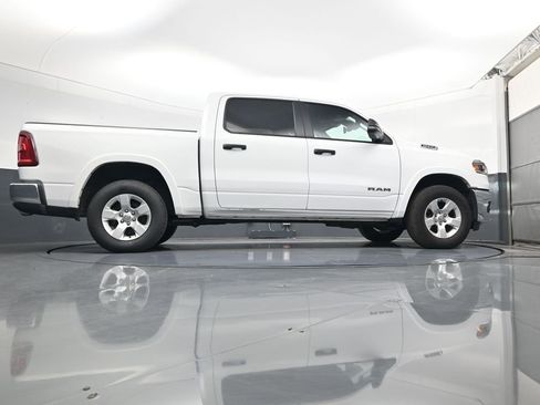 Used 2025 RAM 1500 Big Horn AWD/4WD image 24
