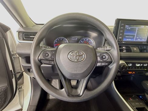 Used 2020 Toyota RAV4 XLE w/ Carpet Mat Package FWD image 13