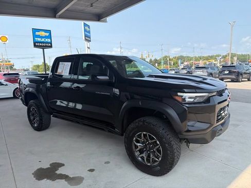 Used 2025 Chevrolet Colorado ZR2 AWD/4WD image 4