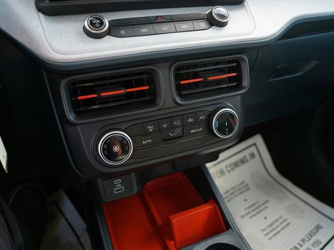 Used 2024 Ford Maverick XLT w/ Equipment Group 300A Standard image 13