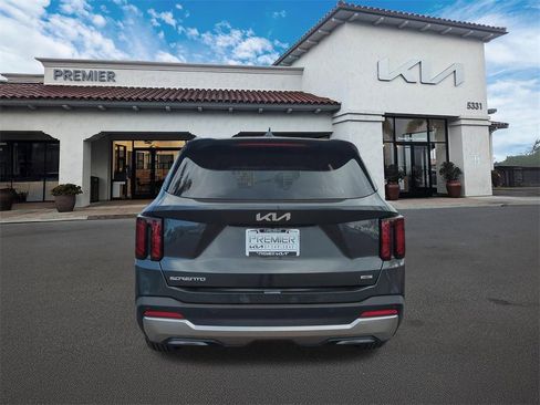 New 2026 Kia Sorento EX image 7