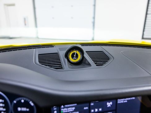 Used 2021 Porsche 911 Turbo S image 46