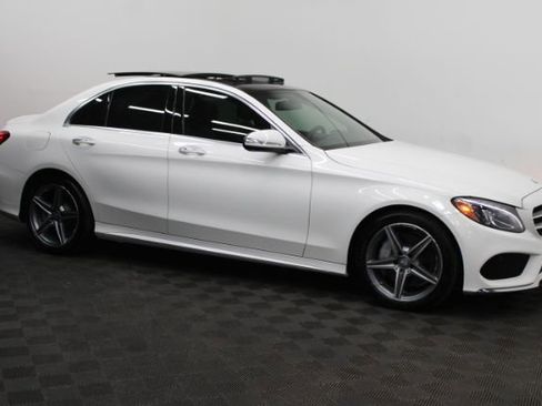 Used 2015 Mercedes-Benz C 400 4MATIC image 3