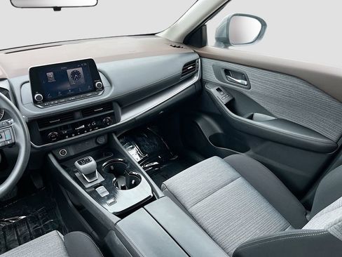 Used 2023 Nissan Rogue SV image 22