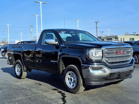 Used 2018 GMC Sierra 1500 4x4 Regular Cab w/ Sierra Convenience Package image 3