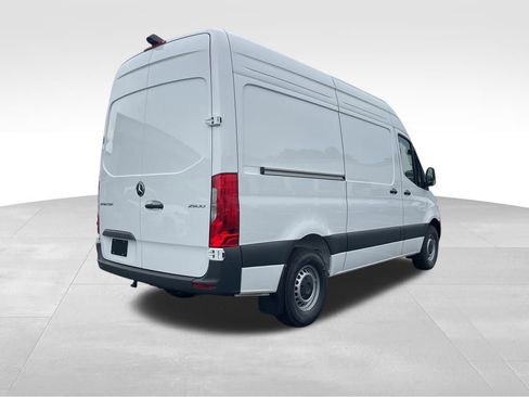 New 2025 Mercedes-Benz Sprinter 2500 image 5