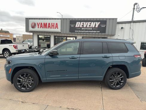 New 2026 Jeep Grand Cherokee L Limited AWD/4WD image 8