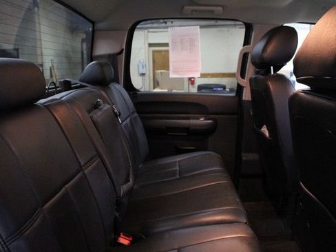 Used 2014 GMC Sierra 3500 SLE w/ SLE Preferred Package AWD/4WD image 12