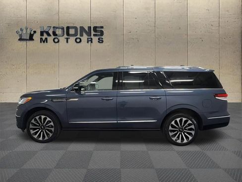 Used 2023 Lincoln Navigator L Reserve AWD/4WD image 4