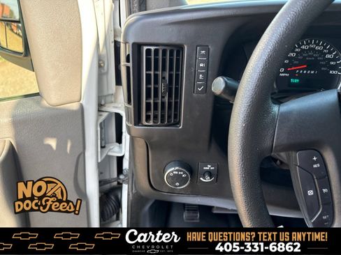 Used 2018 Chevrolet Express 2500 w/ Driver Convenience Package RWD image 18