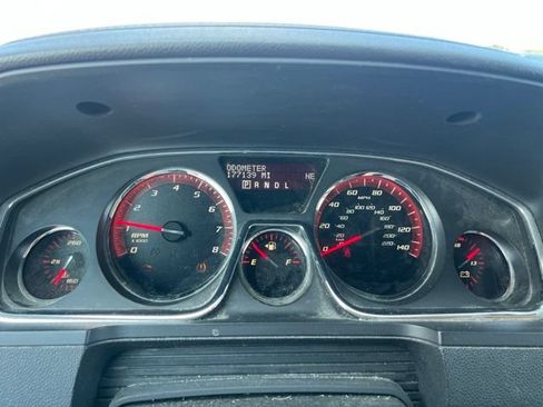 Used 2014 GMC Acadia SLE AWD/4WD image 9