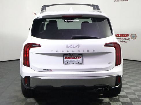 Used 2025 Kia Telluride S AWD/4WD image 6