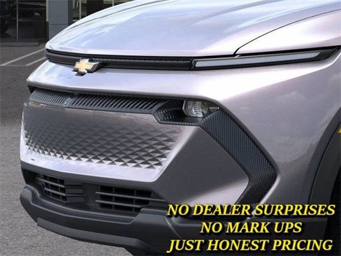 New 2026 Chevrolet Equinox EV LT image 13