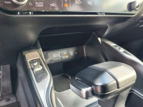 Certified 2024 Kia Sorento S image 25