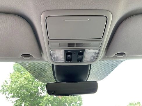 Used 2022 Honda Odyssey EX-L image 17