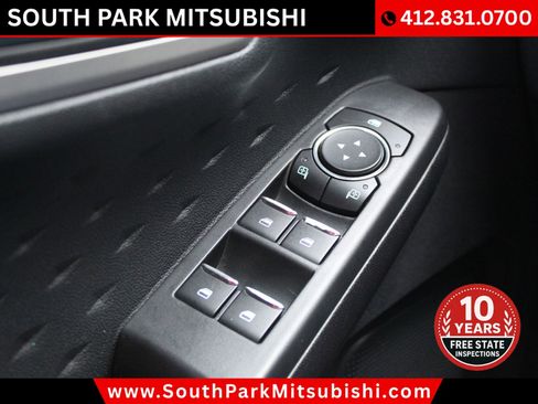 Used 2020 Ford Escape SE image 19