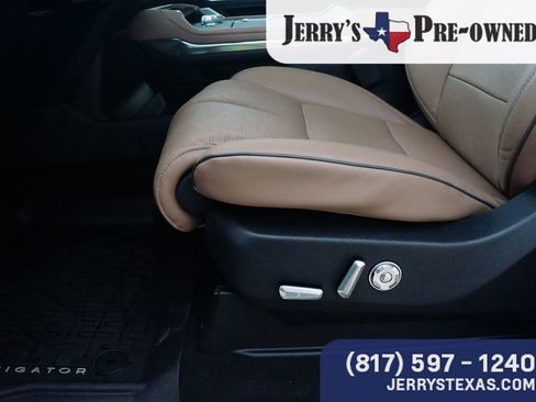 Used 2025 Lincoln Navigator L Black Label image 17