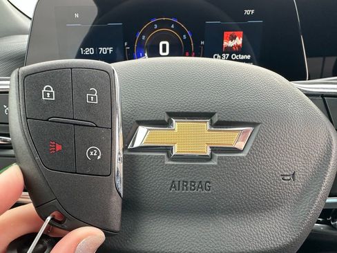 New 2026 Chevrolet Equinox LT w/ LPO, Floor Liner Package image 45