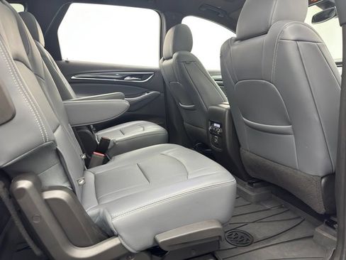 Used 2023 Buick Enclave Essence w/ Experience Buick Package FWD image 40