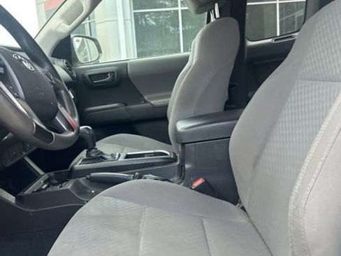 Used 2023 Toyota Tacoma SR image 6