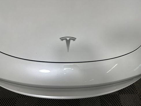 Used 2021 Tesla Model 3 Standard Range Plus image 9