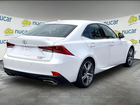 Used 2017 Lexus IS 200t w/ Premium Package RWD image 6