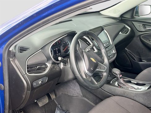 Used 2023 Chevrolet Malibu RS w/ LPO, Floor Liner Package image 9