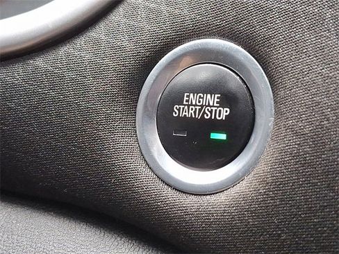 Used 2022 Chevrolet Malibu LT image 25