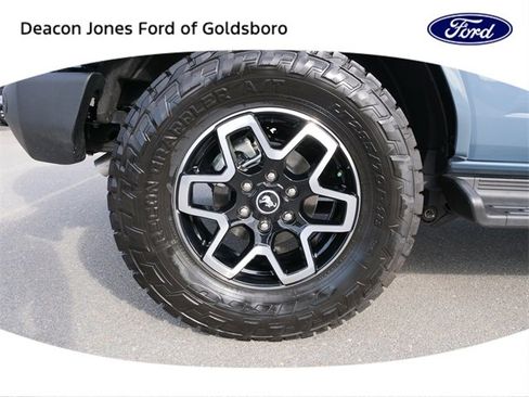 Certified 2025 Ford Bronco Outer Banks image 11