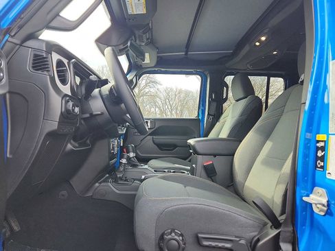 New 2026 Jeep Wrangler Unlimited Sport AWD/4WD image 9