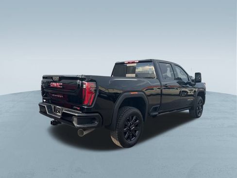 New 2026 GMC Sierra 2500 AT4 w/ AT4 Premium Plus Package image 9