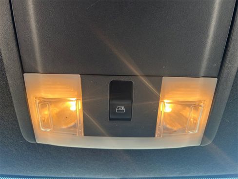 Used 2014 Ford F350 Lariat w/ Chrome Package image 26