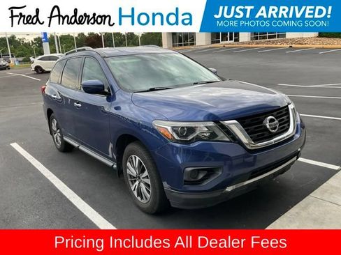 Used 2017 Nissan Pathfinder S AWD/4WD image 1