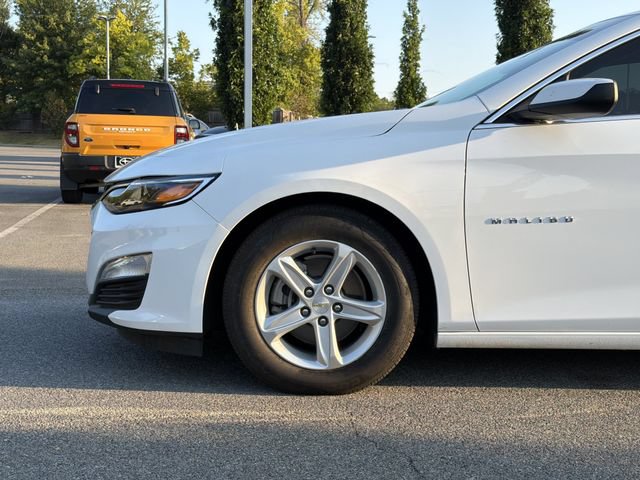 Used 2022 Chevrolet Malibu LS w/ Driver Confidence Package II FWD image 9