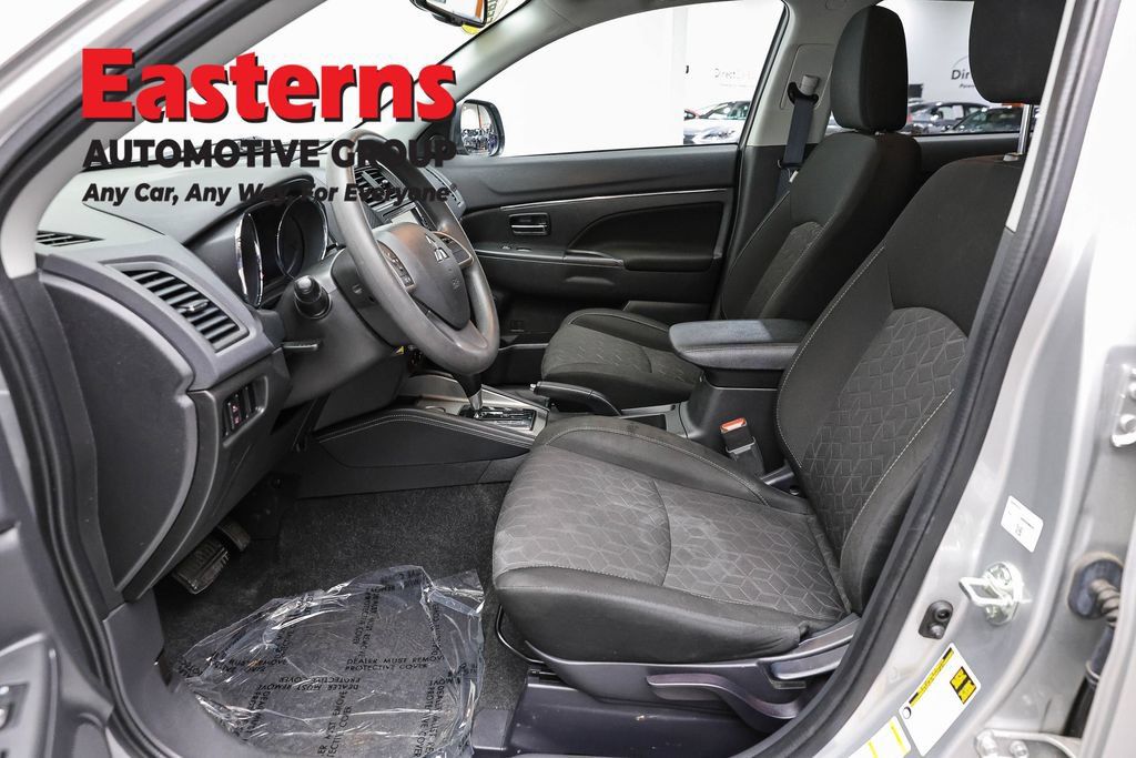 Used 2021 Mitsubishi Outlander Sport ES FWD image 16