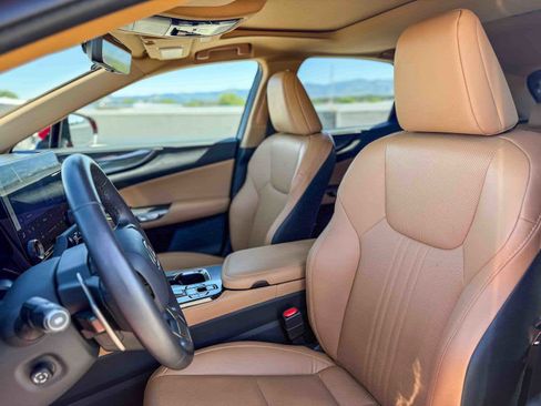 Certified 2025 Lexus NX 350h AWD w/ Accessory Package (Z2) image 18