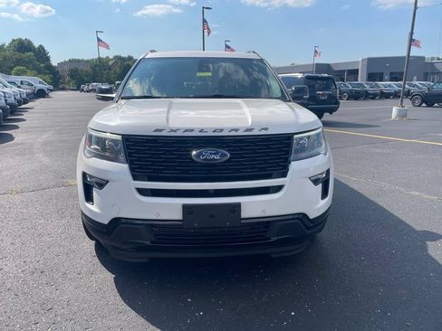 Used 2018 Ford Explorer Sport w/ Equipment Group 401A AWD/4WD image 2