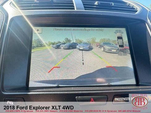 Used 2018 Ford Explorer XLT w/ Equipment Group 202A AWD/4WD image 12