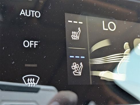 Used 2025 Genesis GV80 3.5T Advanced image 26