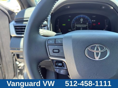 Used 2025 Toyota Camry SE w/ Multimedia Upgrade Package FWD image 18