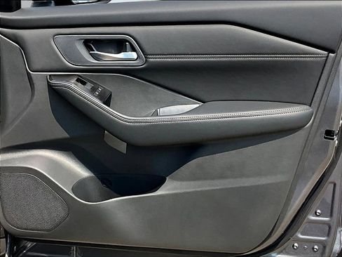 New 2026 Nissan Rogue Dark Armor AWD/4WD image 32