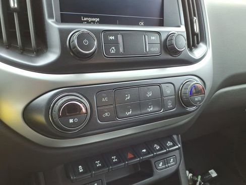 Used 2021 Chevrolet Colorado ZR2 image 26