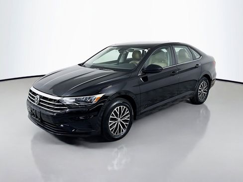Used 2020 Volkswagen Jetta SE FWD image 1