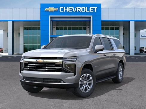 New 2026 Chevrolet Suburban LT w/ Comfort Package RWD image 6