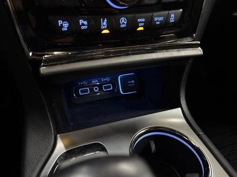 Used 2020 Jeep Grand Cherokee High Altitude AWD/4WD image 59