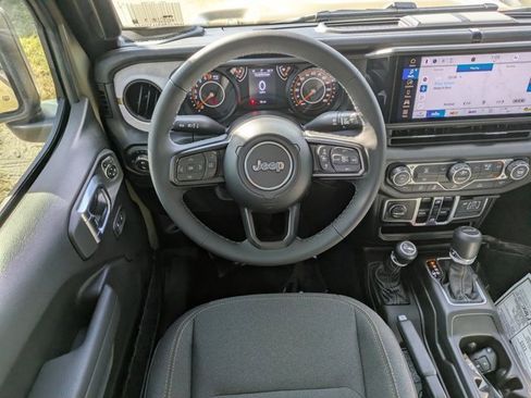 New 2026 Jeep Gladiator Sport image 14